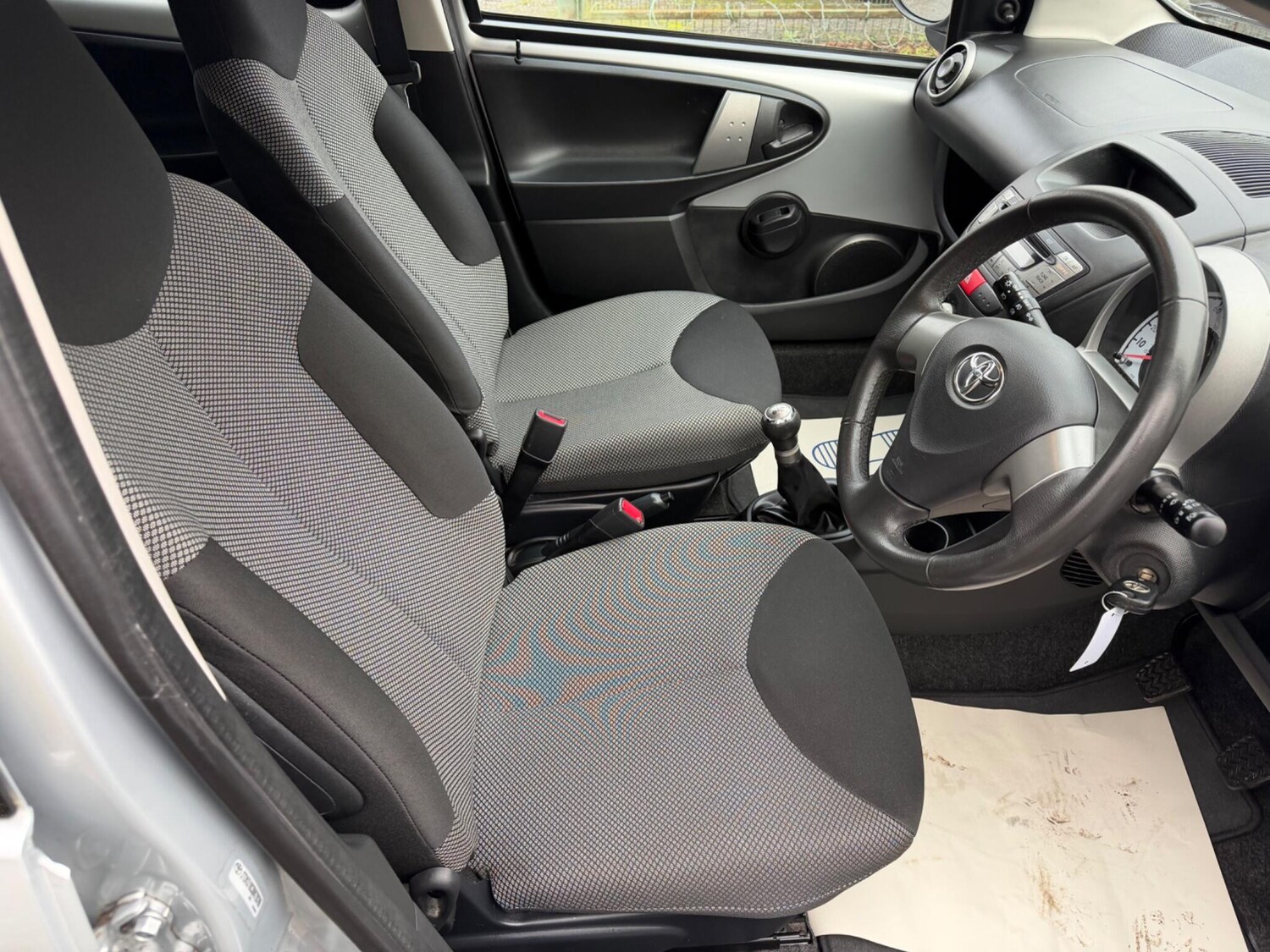 Used Toyota AYGO 2013 for sale - 77315293: Photo 11