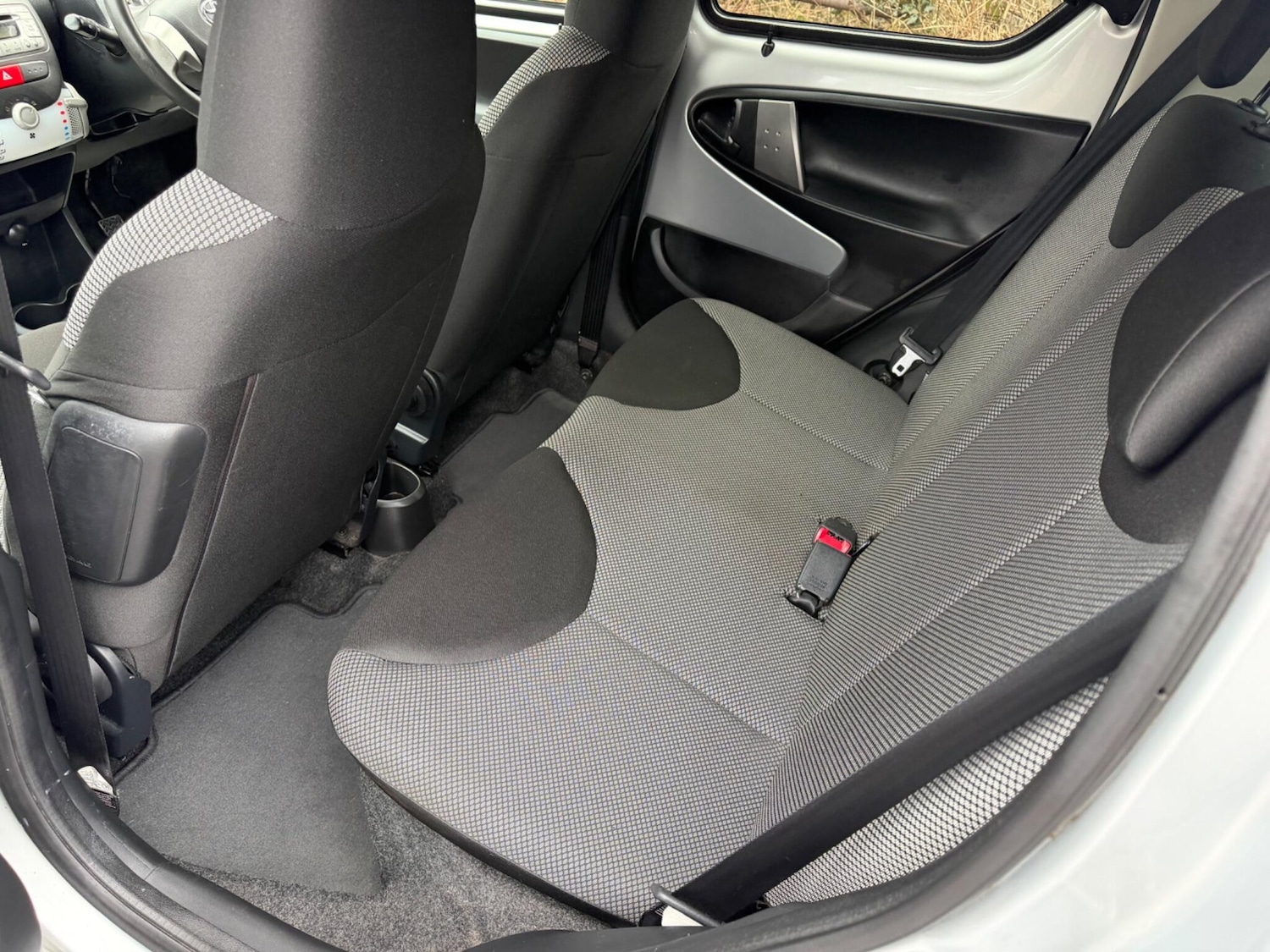 Used Toyota AYGO 2013 for sale - 77315293: Photo 17