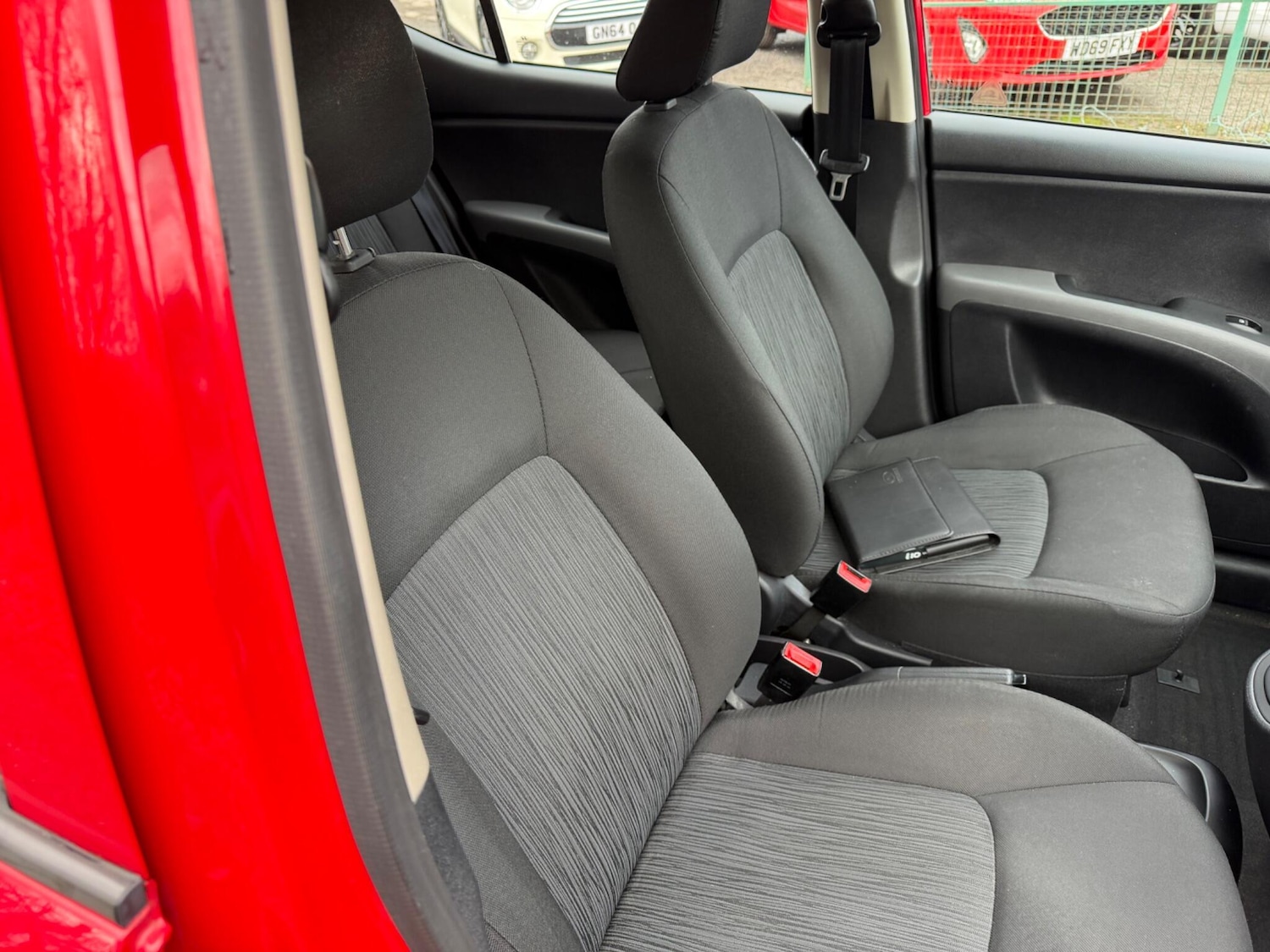 Used Hyundai i10 for sale - 77683026: Photo 12