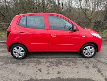 Used Hyundai i10 2013 for sale - 77683026: Photo