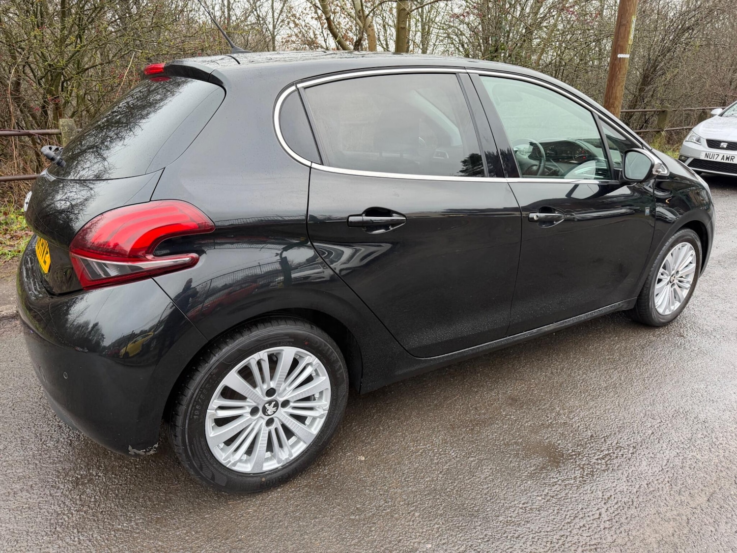 Used Peugeot 208 2019 for sale - 77479123: Photo 3