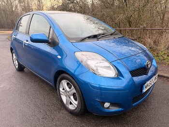 Used Toyota Yaris 2010 for sale - 77315283: Photo