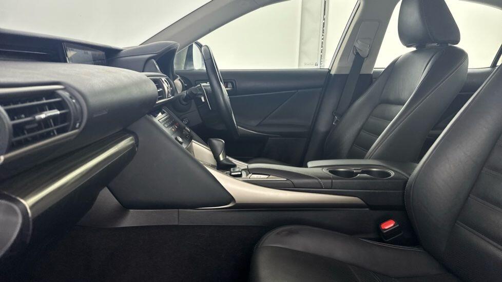 Used Lexus IS 2018 for sale - 78204800: Photo 7
