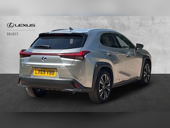 Used Lexus UX 2019 for sale - 79425652: Photo