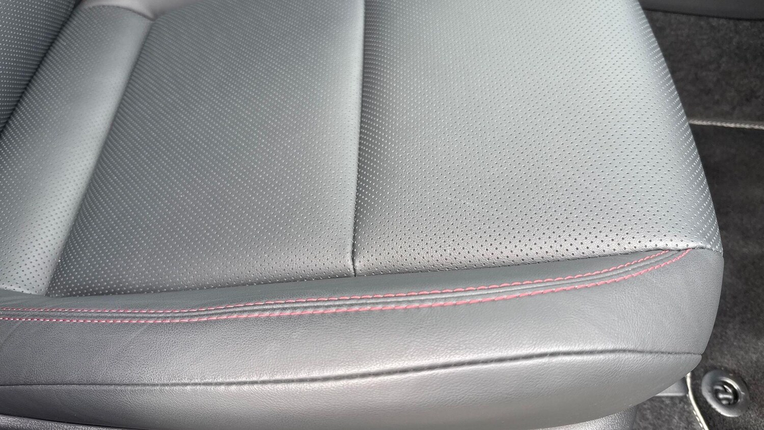 Used Lexus LBX 2026 for sale - 78171019: Photo 19