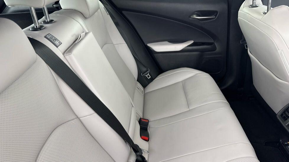 Used Lexus UX 2023 for sale - 78170317: Photo 7