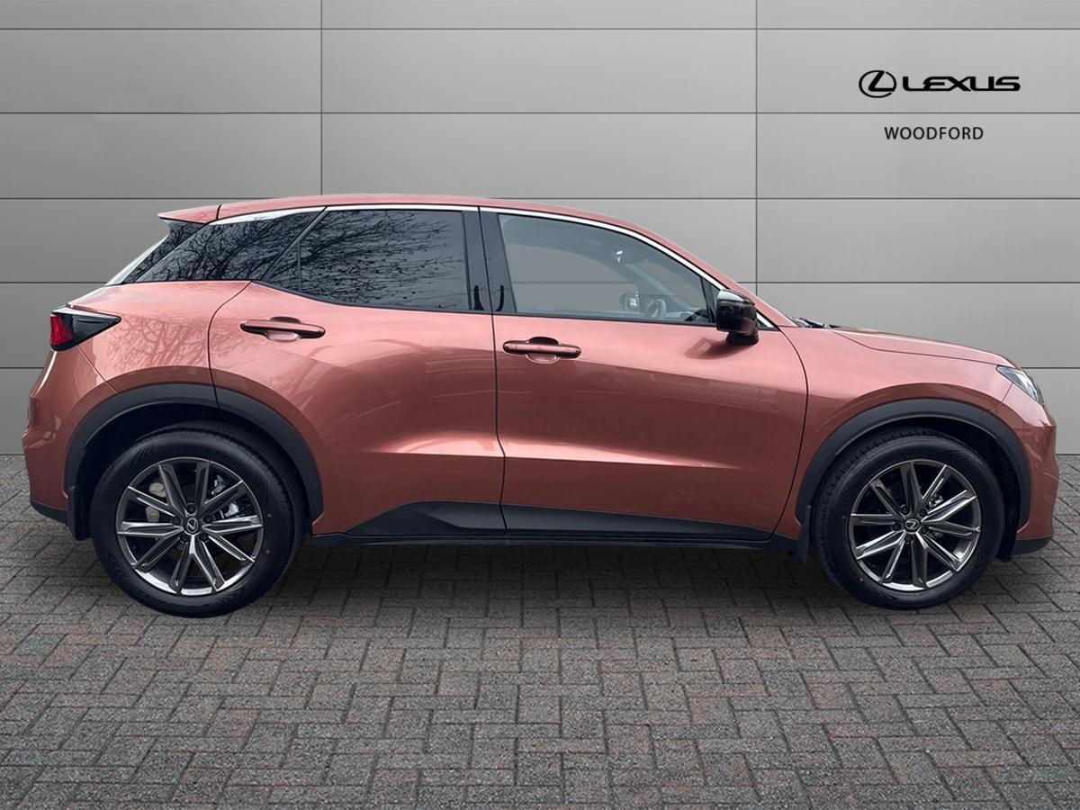 Used Lexus LBX for sale - 78214596: Photo 4