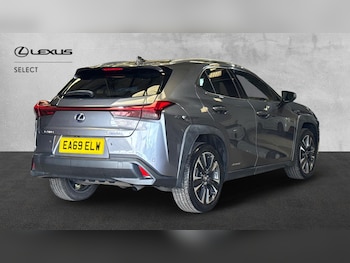 Used Lexus UX 2019 for sale - 79292154: Photo