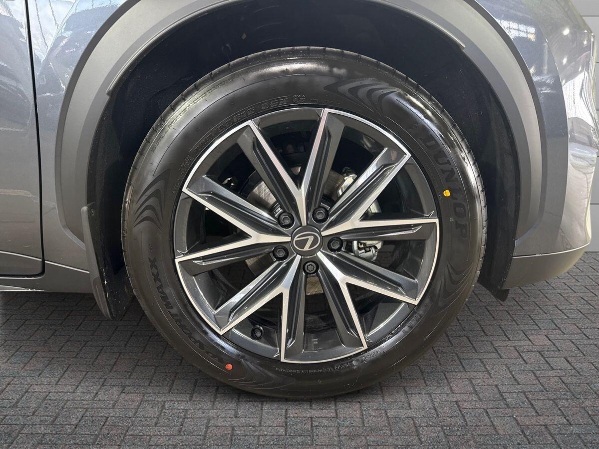 Used Lexus LBX for sale - 78214965: Photo 11