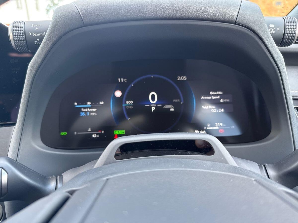 Used Lexus UX 2025 for sale - 78171182: Photo 16