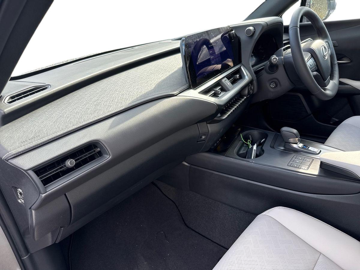 Used Lexus UX 2025 for sale - 78171182: Photo 17