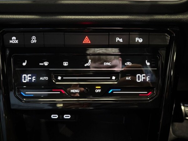Used Volkswagen T-Roc 2024 for sale - 75527348: Photo 13