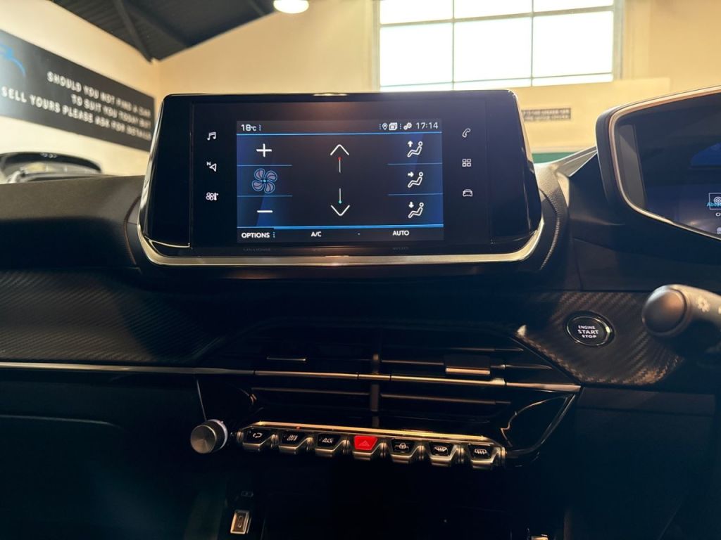 Used Peugeot 208 2023 for sale - 76882942: Photo 12