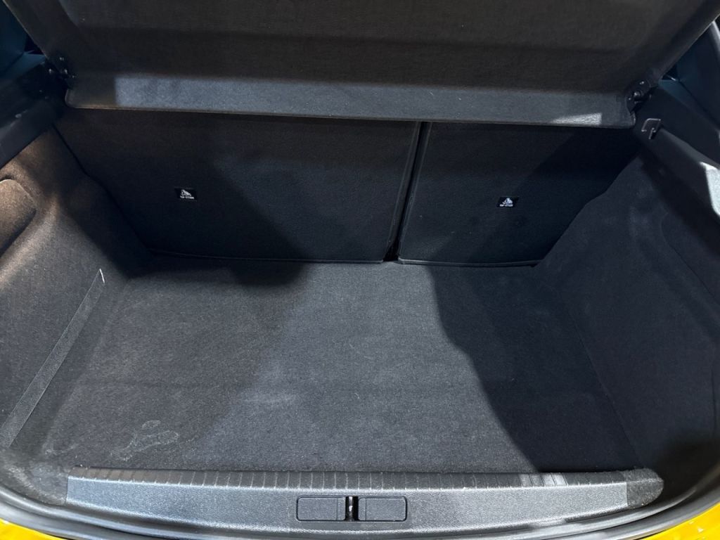 Used Peugeot 208 2023 for sale - 76882942: Photo 6