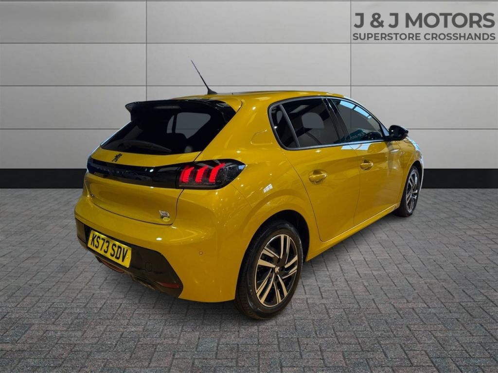 Used Peugeot 208 2023 for sale - 76882942: Photo 8