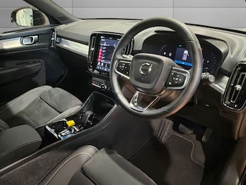 Used Volvo XC40 2025 for sale - 78930168: Photo