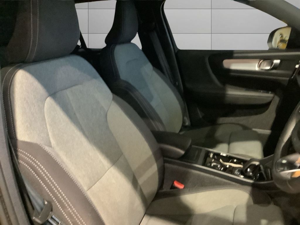 Used Volvo XC40 2023 for sale - 76303219: Photo 11