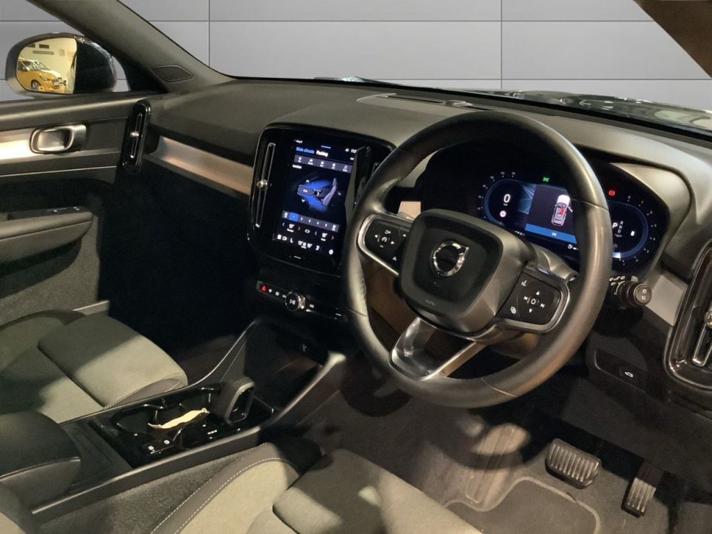 Used Volvo XC40 2023 for sale - 76303219: Photo 13