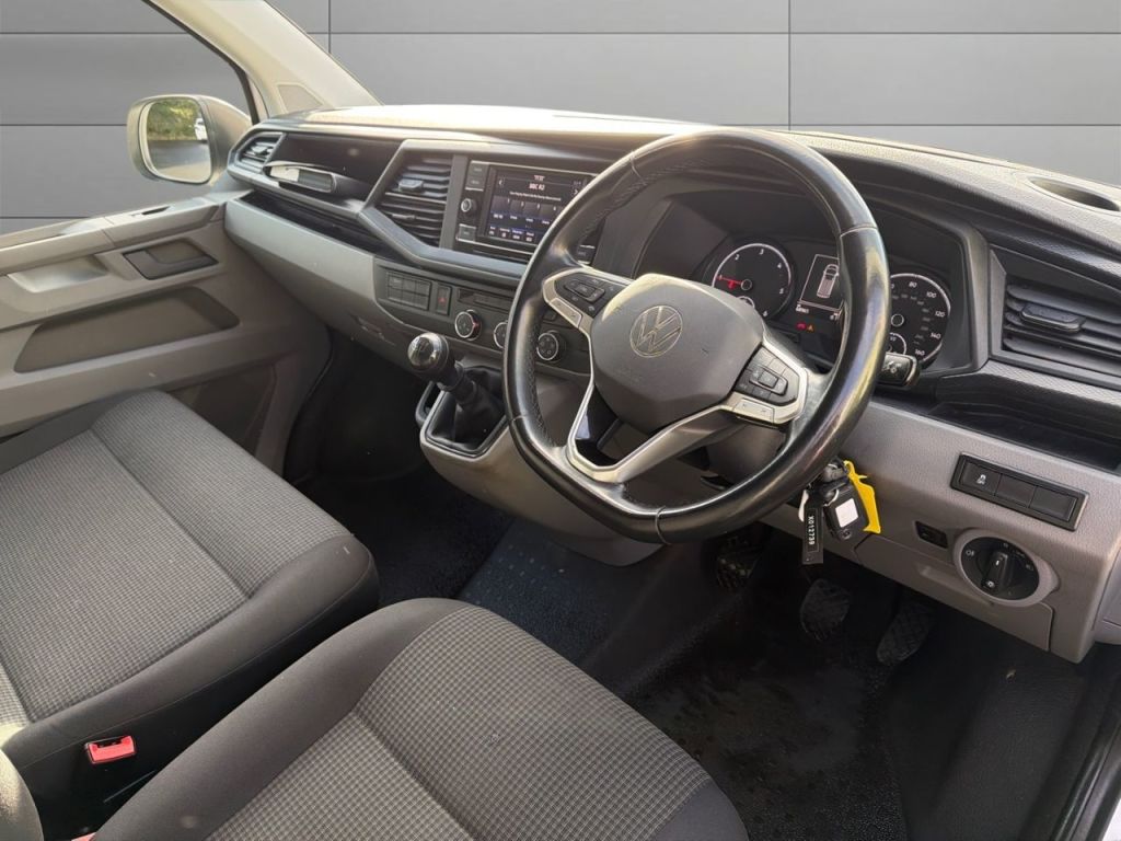 Used Volkswagen Transporter 2022 for sale - 77262480: Photo 2