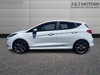 Used Ford Fiesta 2018 for sale - 79220789: Photo