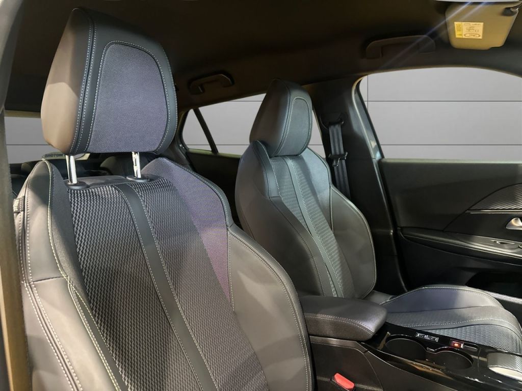 Used Peugeot 2008 2024 for sale - 76438941: Photo 12