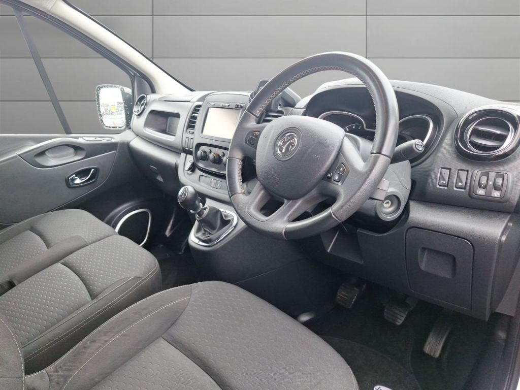 Used Vauxhall Vivaro 2019 for sale - 77620816: Photo 9