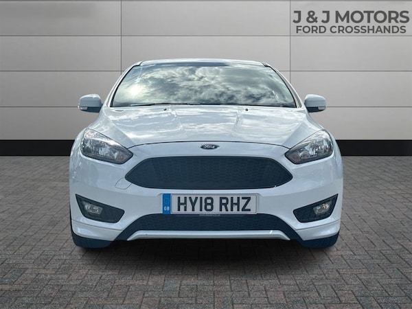 Used Ford Focus 2018 for sale - 76266339: Photo 2