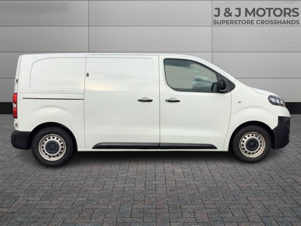 Used Vauxhall Vivaro 2020 for sale - 76329856: Photo 5