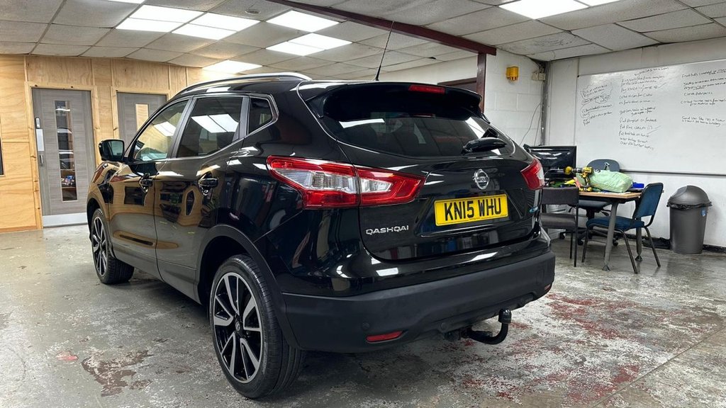 Used Nissan Qashqai 2015 for sale - 76429907: Photo 10