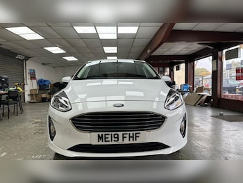 Used Ford Fiesta 2019 for sale - 76280087: Photo 2
