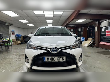 Used Toyota Yaris 2016 for sale - 76260992: Photo