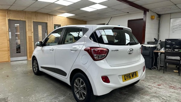 Used Hyundai i10 2016 for sale - 76280175: Photo 11