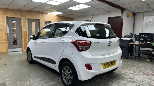 Used Hyundai i10 2016 for sale - 76280175: Photo 12