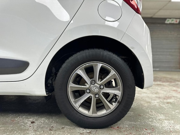 Used Hyundai i10 2016 for sale - 76280175: Photo 33