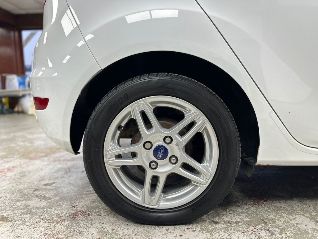 Used Ford Fiesta 2014 for sale - 76430382: Photo 34