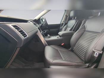 Used Land Rover Discovery 2023 for sale - 76200681: Photo 3