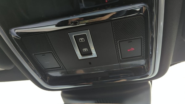 Used Land Rover Range Rover Velar 2018 for sale - 76179481: Photo 23