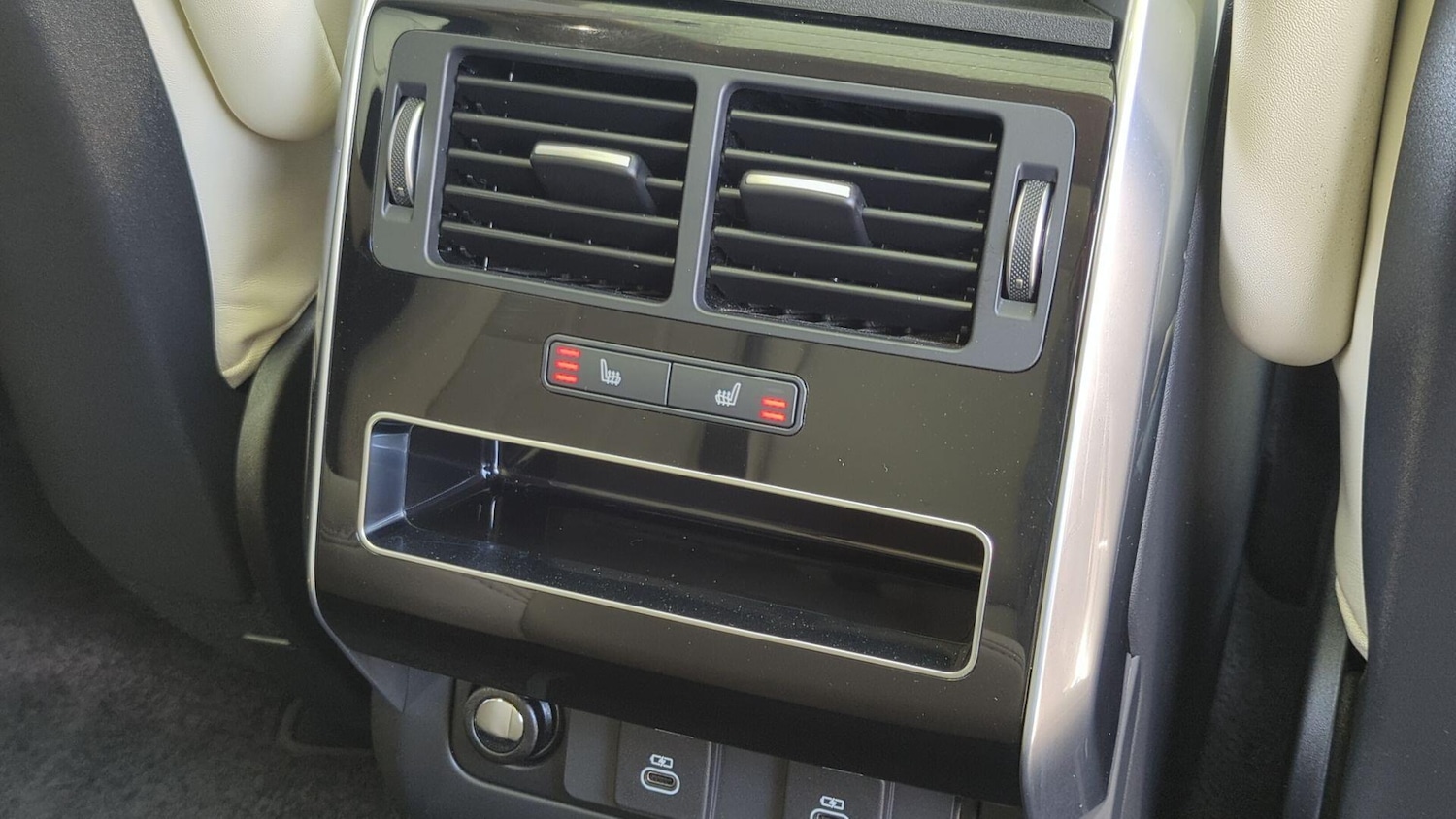 Vehicle 33