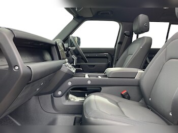 Used Land Rover Defender 130 2024 for sale - 75696672: Photo