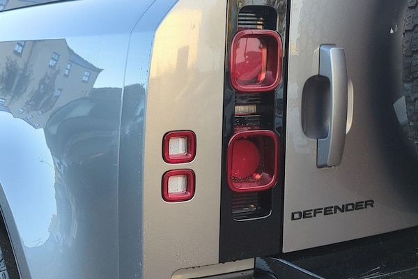 Used Land Rover Defender 2023 for sale - 76201391: Photo 19