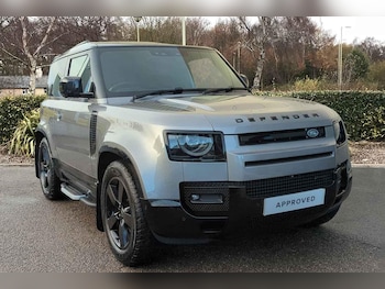 Land Rover - Defender