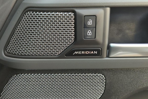 Used Land Rover Defender 2023 for sale - 76201391: Photo 24