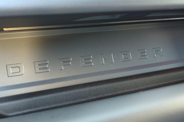 Used Land Rover Defender 2023 for sale - 76201391: Photo 28