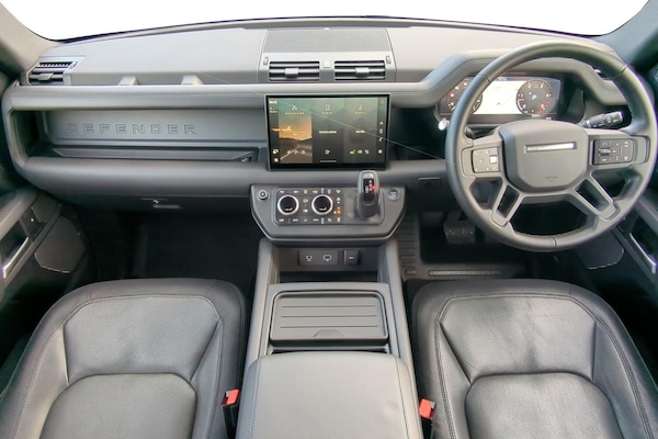 Used Land Rover Defender 2023 for sale - 76201391: Photo 9