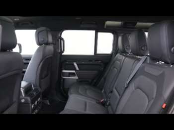 Used Land Rover Defender 2023 for sale - 75139402: Photo