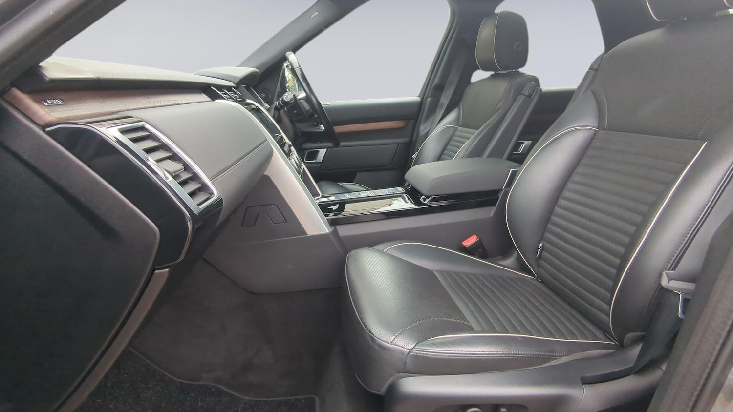 Used Land Rover Discovery 2020 for sale - 76151384: Photo 3