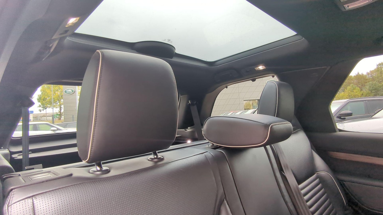 Used Land Rover Discovery 2020 for sale - 76151384: Photo 34