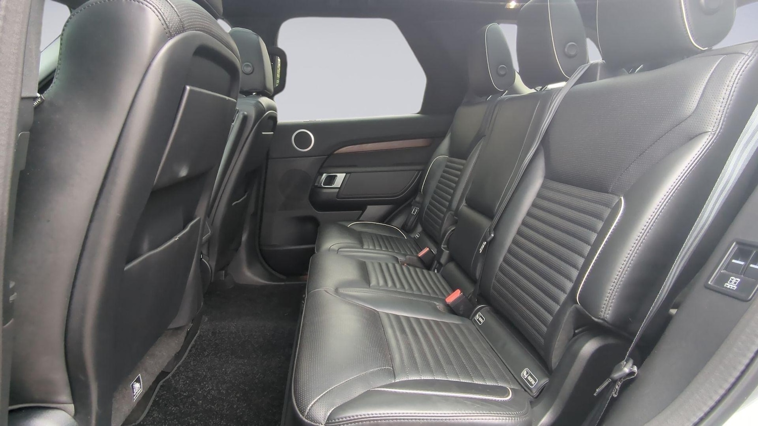 Used Land Rover Discovery 2020 for sale - 76151384: Photo 4