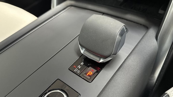 Used Land Rover Discovery 2024 for sale - 76200053: Photo 13