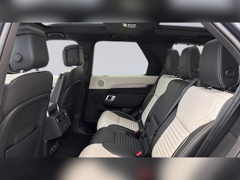 Used Land Rover Discovery 2024 for sale - 76200053: Photo 4